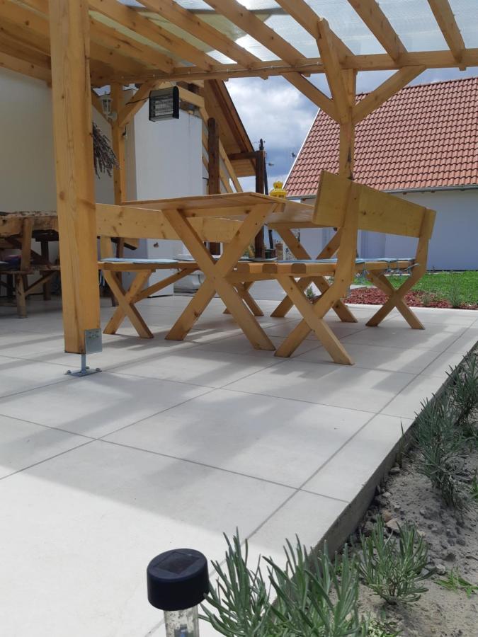 Mirella Rooms Palić Exteriör bild